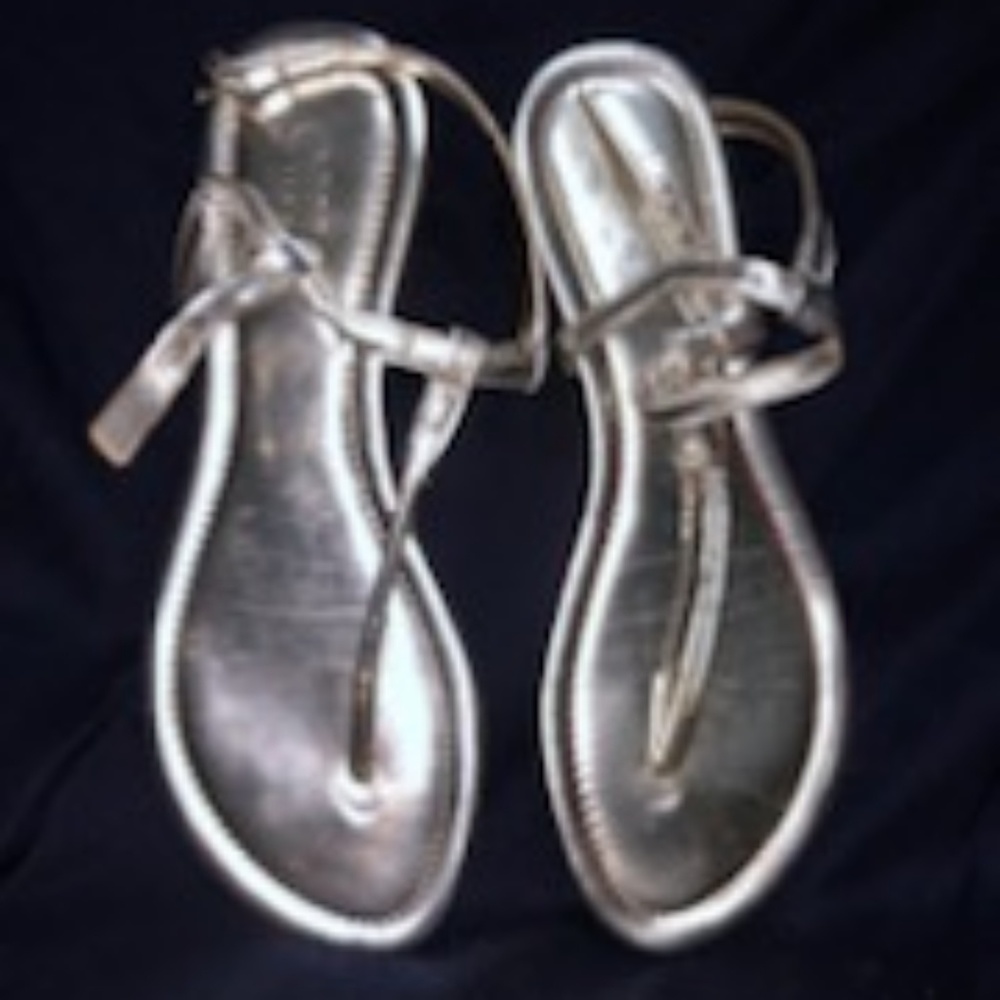 Sandals - Picture 2 of 4